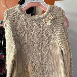 Elegant Cable Knit Sweater - Cream